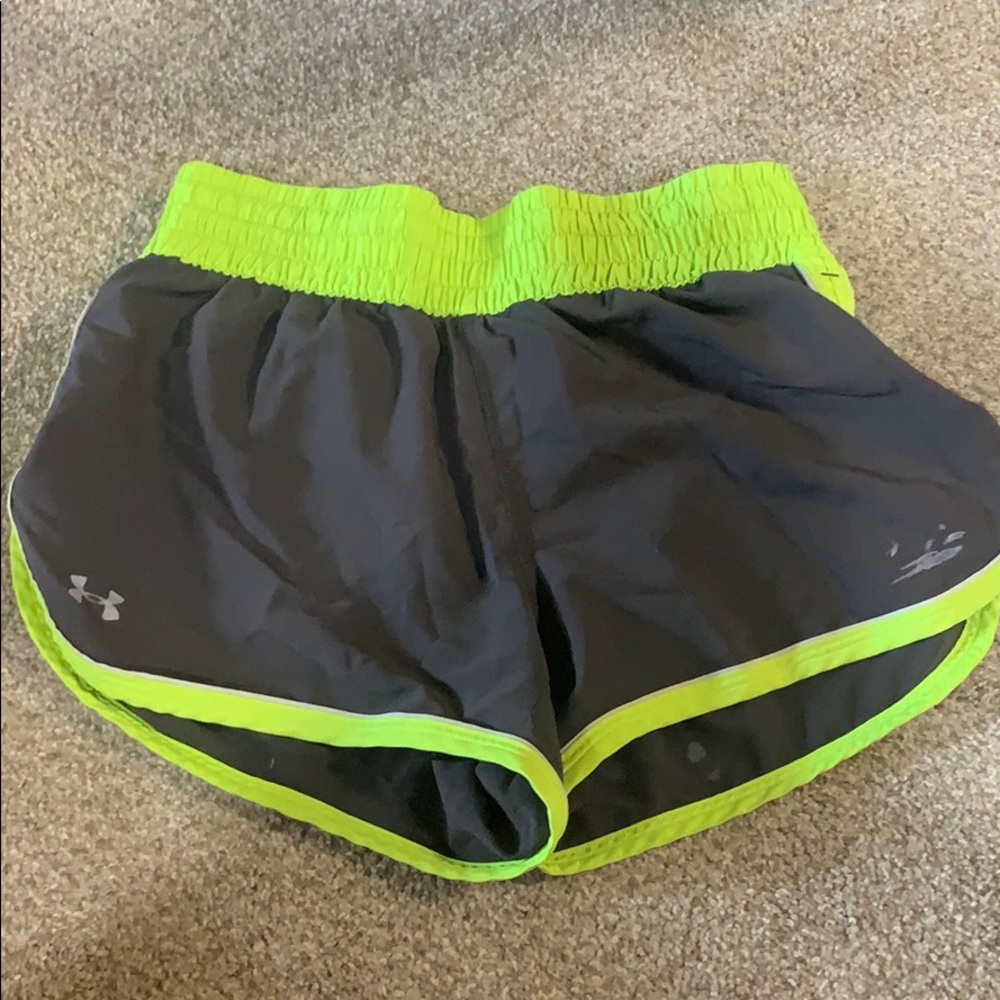 Under armour x-small shorts
